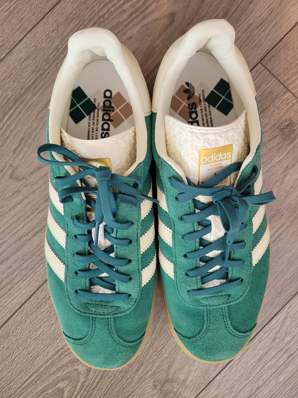 adidas Gazelle Platform Sneakers Green with Cream Stripes - Picture 2 of 5